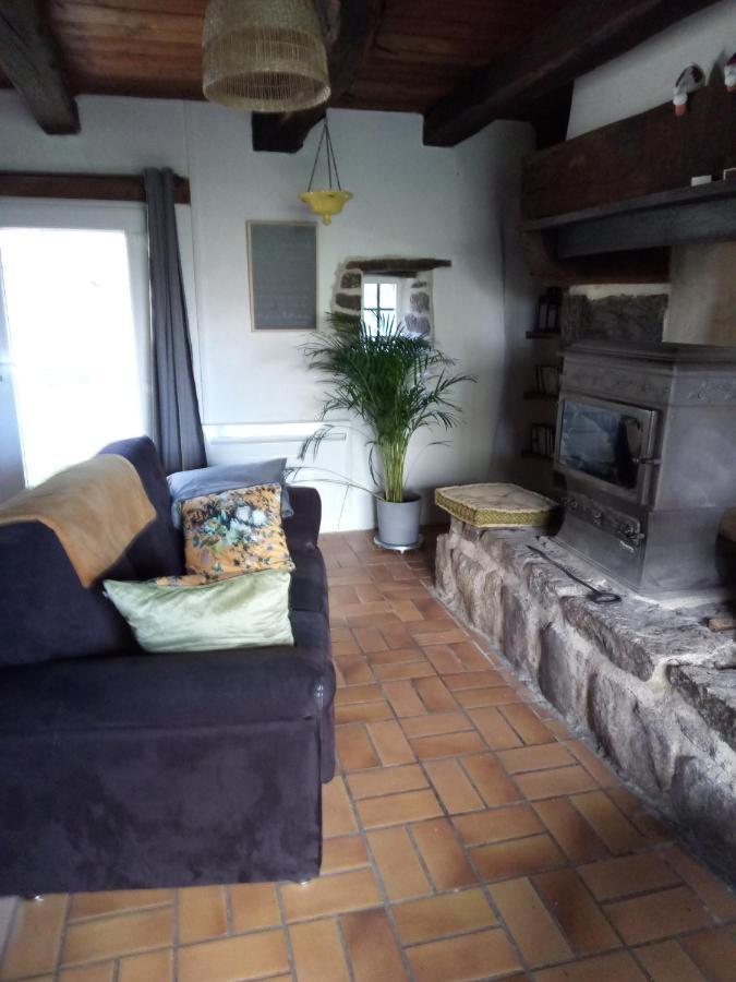 Petite Maison Dans Les Monts D'Arree Ty Coz Commana Ngoại thất bức ảnh